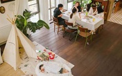 Cặp vợ chồng trẻ biến ngôi nhà đổ nát thành không gian sống hoa nở bốn mùa Cặp vợ chồng trẻ biến ngôi nhà đổ nát thành không gian sống hoa nở bốn mùa