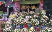 Thị trường quà tặng 8/3: Hoa làm từ  thạch rau câu “lên ngôi”