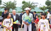 Với các “đại sứ nhỏ” Vinschool trong chiến dịch 3500lives Với các “đại sứ nhỏ” Vinschool trong chiến dịch 3500lives