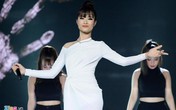 Lệ Quyên mỉa mai Đông Nhi không xứng đáng làm Ca sĩ của năm? Lệ Quyên mỉa mai Đông Nhi không xứng đáng làm Ca sĩ của năm?