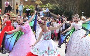 Đoàn vũ công Ba Na Hills sẽ khuấy động đường phố Sầm Sơn trong một carnival tưng bừng chưa từng có Đoàn vũ công Ba Na Hills sẽ khuấy động đường phố Sầm Sơn trong một carnival tưng bừng chưa từng có
