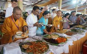 Đại tiệc Buffet chay khổng lồ với gần 500 món ăn chay miễn phí tại Đại lễ Vesak Liên hợp Quốc 2019 Đại tiệc Buffet chay khổng lồ với gần 500 món ăn chay miễn phí tại Đại lễ Vesak Liên hợp Quốc 2019