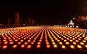 Đại lễ Vesak 2019: Hơn 40.000 ngọn nến được thắp sáng trong Đại lễ Hoa đăng cầu nguyện hòa bình thế giới Đại lễ Vesak 2019: Hơn 40.000 ngọn nến được thắp sáng trong Đại lễ Hoa đăng cầu nguyện hòa bình thế giới