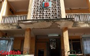 Trường cấp 3 nứt toác, học sinh và thầy cô lo ngay ngáy giữa Thủ đô Trường cấp 3 nứt toác, học sinh và thầy cô lo ngay ngáy giữa Thủ đô