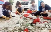 Nữ “đại gia” mang 66 túi tiền xu đi mua ô tô, 17 nhân viên đếm 3 ngày mới xong Nữ “đại gia” mang 66 túi tiền xu đi mua ô tô, 17 nhân viên đếm 3 ngày mới xong