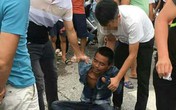 Một chiến sĩ công an phải nhập viện điều trị phơi nhiễm HIV khi khống chế con nghiện Một chiến sĩ công an phải nhập viện điều trị phơi nhiễm HIV khi khống chế con nghiện