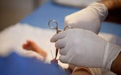Nam thanh niên bị liệt dương sau khi chữa yếu sinh lý Nam thanh niên bị liệt dương sau khi chữa yếu sinh lý