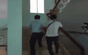 Xử vụ Nguyễn Hữu Linh 'nựng' bé gái trong thang máy: Tòa quyết định trả hồ sơ Xử vụ Nguyễn Hữu Linh 'nựng' bé gái trong thang máy: Tòa quyết định trả hồ sơ
