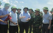 Trưởng Ban Tổ chức Trung ương trực tiếp kiểm tra hiện trường vụ cháy kinh hoàng ở Hà Tĩnh Trưởng Ban Tổ chức Trung ương trực tiếp kiểm tra hiện trường vụ cháy kinh hoàng ở Hà Tĩnh
