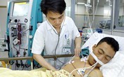 ThS. BS. Phạm Thế Thạch: Giữa ranh giới sống và chết mới thấm nỗi cùng cực của bệnh nhân nghèo ThS. BS. Phạm Thế Thạch: Giữa ranh giới sống và chết mới thấm nỗi cùng cực của bệnh nhân nghèo