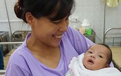 Sản phụ ngừng tim khi chuyển dạ, bác sĩ 4 khoa chạy đua cứu hai mẹ con Sản phụ ngừng tim khi chuyển dạ, bác sĩ 4 khoa chạy đua cứu hai mẹ con