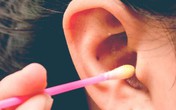 Người phụ nữ suýt nhiễm trùng não vì một sơ suất khi dùng tăm bông ngoáy tai Người phụ nữ suýt nhiễm trùng não vì một sơ suất khi dùng tăm bông ngoáy tai