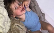 Vừa chúc con ngủ ngon đêm hôm trước, sáng hôm sau mở cửa bà mẹ “ngất lịm” vì cậu bé vốn khỏe mạnh đã chết Vừa chúc con ngủ ngon đêm hôm trước, sáng hôm sau mở cửa bà mẹ “ngất lịm” vì cậu bé vốn khỏe mạnh đã chết