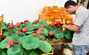 Chàng trai 8x bỏ công việc "ngàn đô" và hành trình đi tìm hoa sen “bất tử” Chàng trai 8x bỏ công việc "ngàn đô" và hành trình đi tìm hoa sen “bất tử”