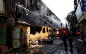 Sau hỏa hoạn tại Công ty Rạng Đông, người dân gửi lời cảm ơn các chiến sỹ chữa cháy Sau hỏa hoạn tại Công ty Rạng Đông, người dân gửi lời cảm ơn các chiến sỹ chữa cháy