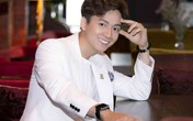 Ngô Kiến Huy hài hước khi nói về tin đồn “dao kéo” Ngô Kiến Huy hài hước khi nói về tin đồn “dao kéo”