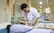 Ăn cơm tại nhà người quen, một phụ nữ bị sốc phản vệ Ăn cơm tại nhà người quen, một phụ nữ bị sốc phản vệ