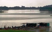 Thiệu Hóa (Thanh Hóa): “Cát tặc” ném chất thải vào nhà dân vì dám quay phim, chụp ảnh Thiệu Hóa (Thanh Hóa): “Cát tặc” ném chất thải vào nhà dân vì dám quay phim, chụp ảnh