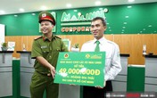 Giao nộp 56 triệu tiền khách bỏ quên, một năm sau tài xế taxi nhận thông báo bất ngờ Giao nộp 56 triệu tiền khách bỏ quên, một năm sau tài xế taxi nhận thông báo bất ngờ
