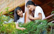 Chị em sinh đôi là cô giáo, giống nhau đến mức học sinh cũng nhầm Chị em sinh đôi là cô giáo, giống nhau đến mức học sinh cũng nhầm