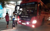 Xe khách bỏ bến, “đại náo” khu công nghiệp: Ủy ban ATGT Quốc gia và các địa phương vào cuộc Xe khách bỏ bến, “đại náo” khu công nghiệp: Ủy ban ATGT Quốc gia và các địa phương vào cuộc