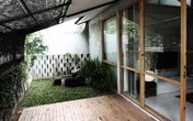 Nhà cấp 4 khiến ai bước chân vào đều chẳng muốn rời, chỉ muốn đi loanh quanh, tận hưởng gió mát, cây xanh, không khí trong lành Nhà cấp 4 khiến ai bước chân vào đều chẳng muốn rời, chỉ muốn đi loanh quanh, tận hưởng gió mát, cây xanh, không khí trong lành