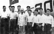 Chuyến bay đón Bác của Trưởng ban cơ vụ đầu tiên ngành hàng không Chuyến bay đón Bác của Trưởng ban cơ vụ đầu tiên ngành hàng không