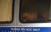 Vụ tài xế chết trong xe đưa đón học sinh: Nạn nhân cầm kim tiêm, có vết chích ở tay Vụ tài xế chết trong xe đưa đón học sinh: Nạn nhân cầm kim tiêm, có vết chích ở tay