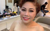 Siu Black hậu giảm cân: Diện áo cúp ngực gợi cảm ở hậu trường nhưng vẫn lộ rõ dấu hiệu tuổi tác Siu Black hậu giảm cân: Diện áo cúp ngực gợi cảm ở hậu trường nhưng vẫn lộ rõ dấu hiệu tuổi tác