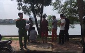 Lại phát hiện một thi thể nam thanh niên nổi trên hồ Linh Đàm Lại phát hiện một thi thể nam thanh niên nổi trên hồ Linh Đàm