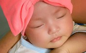 Lê Phương khoe con gái 2 tháng tuổi Lê Phương khoe con gái 2 tháng tuổi