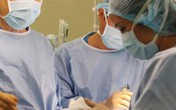 Tiểu ra máu, người đàn ông ngỡ ngàng phát hiện ung thư: Căn bệnh cứ 100.000 người thì có 4 người tử vong Tiểu ra máu, người đàn ông ngỡ ngàng phát hiện ung thư: Căn bệnh cứ 100.000 người thì có 4 người tử vong
