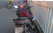Người đàn ông dừng xe giữa cầu Thăng Long, nhảy sông Hồng tự tử Người đàn ông dừng xe giữa cầu Thăng Long, nhảy sông Hồng tự tử