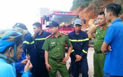 Du khách nước ngoài mất tích để lại thư tuyệt mệnh cùng đoạn clip cho biết "muốn yên nghỉ ở Sơn Trà" Du khách nước ngoài mất tích để lại thư tuyệt mệnh cùng đoạn clip cho biết "muốn yên nghỉ ở Sơn Trà"