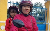 8 năm làm 'xe ôm' miễn phí cho trò nghèo 8 năm làm 'xe ôm' miễn phí cho trò nghèo
