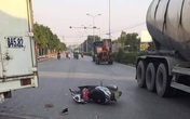 Hà Nội: Va chạm với xe tải, hai mẹ con thương vong Hà Nội: Va chạm với xe tải, hai mẹ con thương vong