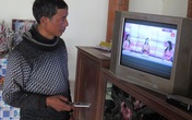 Tộc người Đan Lai giữa rừng thẳm: "Đi xa để không chết chìm giữa núi rừng" Tộc người Đan Lai giữa rừng thẳm: "Đi xa để không chết chìm giữa núi rừng"