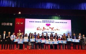 Báo Gia đình & Xã hội trao quà cho người nghèo tại Hội báo Xuân 2020 tỉnh Hà Tĩnh Báo Gia đình & Xã hội trao quà cho người nghèo tại Hội báo Xuân 2020 tỉnh Hà Tĩnh