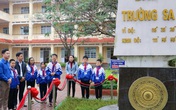 Ngôi trường có 16 lớp học mang tên các đảo ở Trường Sa, Hoàng Sa Ngôi trường có 16 lớp học mang tên các đảo ở Trường Sa, Hoàng Sa
