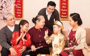 Bỏ mặc bố mẹ già đón Tết để đi du lịch là "tân tiến" hay mất lễ nghĩa? Bỏ mặc bố mẹ già đón Tết để đi du lịch là "tân tiến" hay mất lễ nghĩa?