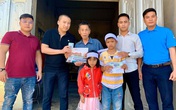 Gần 70 triệu đồng đến với hoàn cảnh hai cháu bé bố bỏ đi, mẹ mất vì tai nạn Gần 70 triệu đồng đến với hoàn cảnh hai cháu bé bố bỏ đi, mẹ mất vì tai nạn