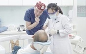 Bệnh nhân Mỹ được bác sĩ Việt cứu hàm răng sau khi 3 nước từ chối Bệnh nhân Mỹ được bác sĩ Việt cứu hàm răng sau khi 3 nước từ chối