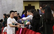 Chỉ trong 1 buổi tối, đã có gần 2.400 tỷ đồng ủng hộ người nghèo, người bị thiệt hại do thiên tai Chỉ trong 1 buổi tối, đã có gần 2.400 tỷ đồng ủng hộ người nghèo, người bị thiệt hại do thiên tai