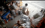 Nhân chứng kể lại khoảnh khắc kinh hoàng khi ô tô lao thẳng vào nhà dân làm 3 người chết Nhân chứng kể lại khoảnh khắc kinh hoàng khi ô tô lao thẳng vào nhà dân làm 3 người chết