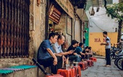 Qua một cơn biến động, đại gia cũng đổ ra vỉa hè tranh khách Qua một cơn biến động, đại gia cũng đổ ra vỉa hè tranh khách