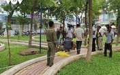 Điều tra vụ bé gái tử vong khi đang chơi trong công viên Điều tra vụ bé gái tử vong khi đang chơi trong công viên