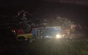 Xe buýt tông trúng trâu đang đi bộ qua đường rồi lật nhào xuống ruộng, gần chục hành khách hoảng loạn Xe buýt tông trúng trâu đang đi bộ qua đường rồi lật nhào xuống ruộng, gần chục hành khách hoảng loạn