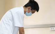 Bé trai 11 tuổi bị thủng dạ dày Bé trai 11 tuổi bị thủng dạ dày