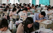 Giáo sư nổi tiếng đưa ra quan điểm gây tranh cãi: Phải cho con học trường cấp 2 trọng điểm, khổ 2-3 năm thì đời mới khá lên được Giáo sư nổi tiếng đưa ra quan điểm gây tranh cãi: Phải cho con học trường cấp 2 trọng điểm, khổ 2-3 năm thì đời mới khá lên được
