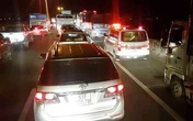 Tai nạn liên hoàn, cao tốc TP.HCM - Trung Lương ùn tắc 10 km Tai nạn liên hoàn, cao tốc TP.HCM - Trung Lương ùn tắc 10 km